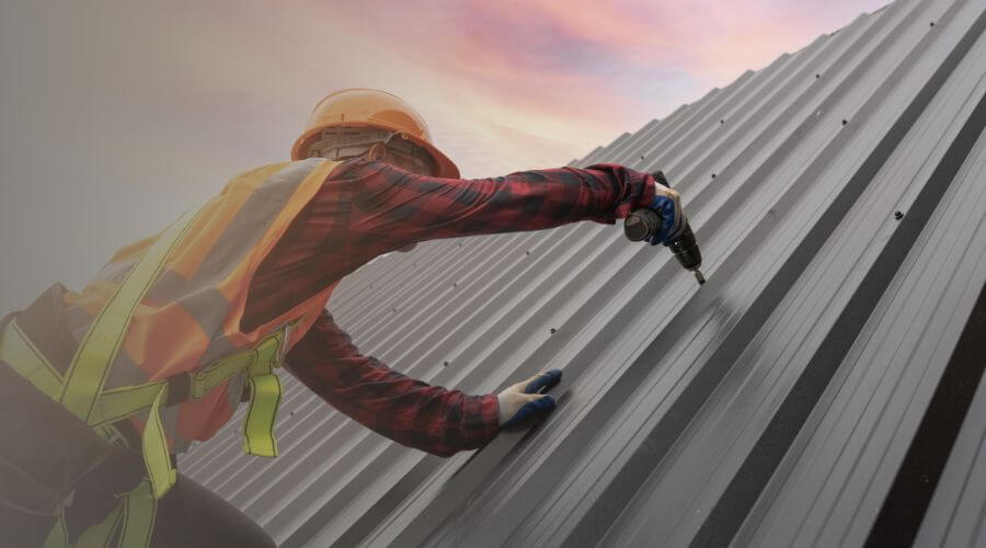 Professional gutter cleaning in Morris, GA